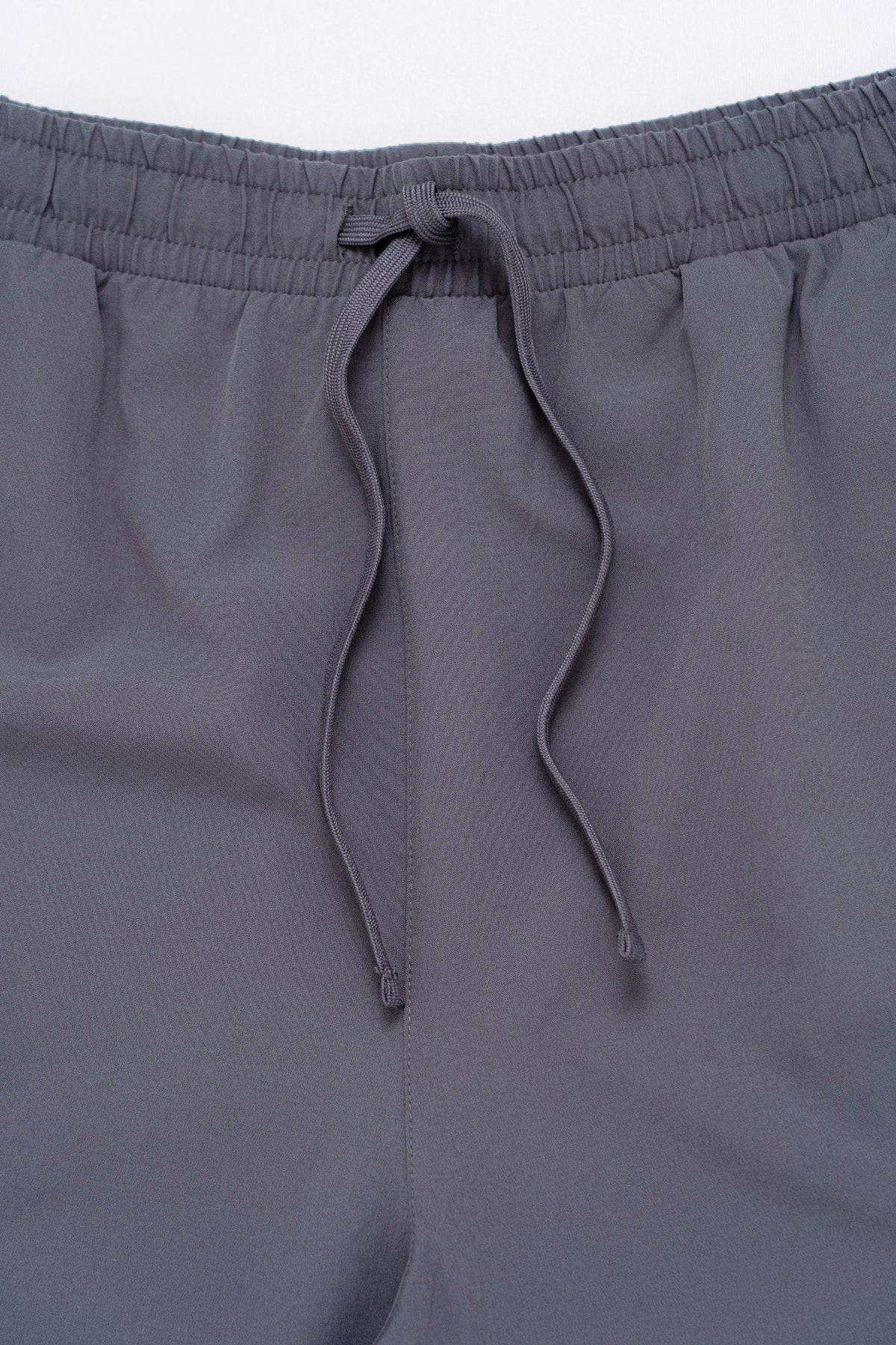 Elastic waist, external drawcord