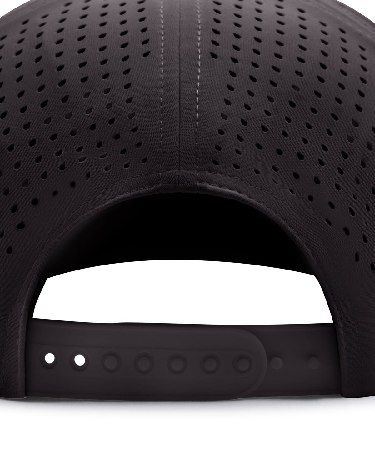 Adjustable snapback
