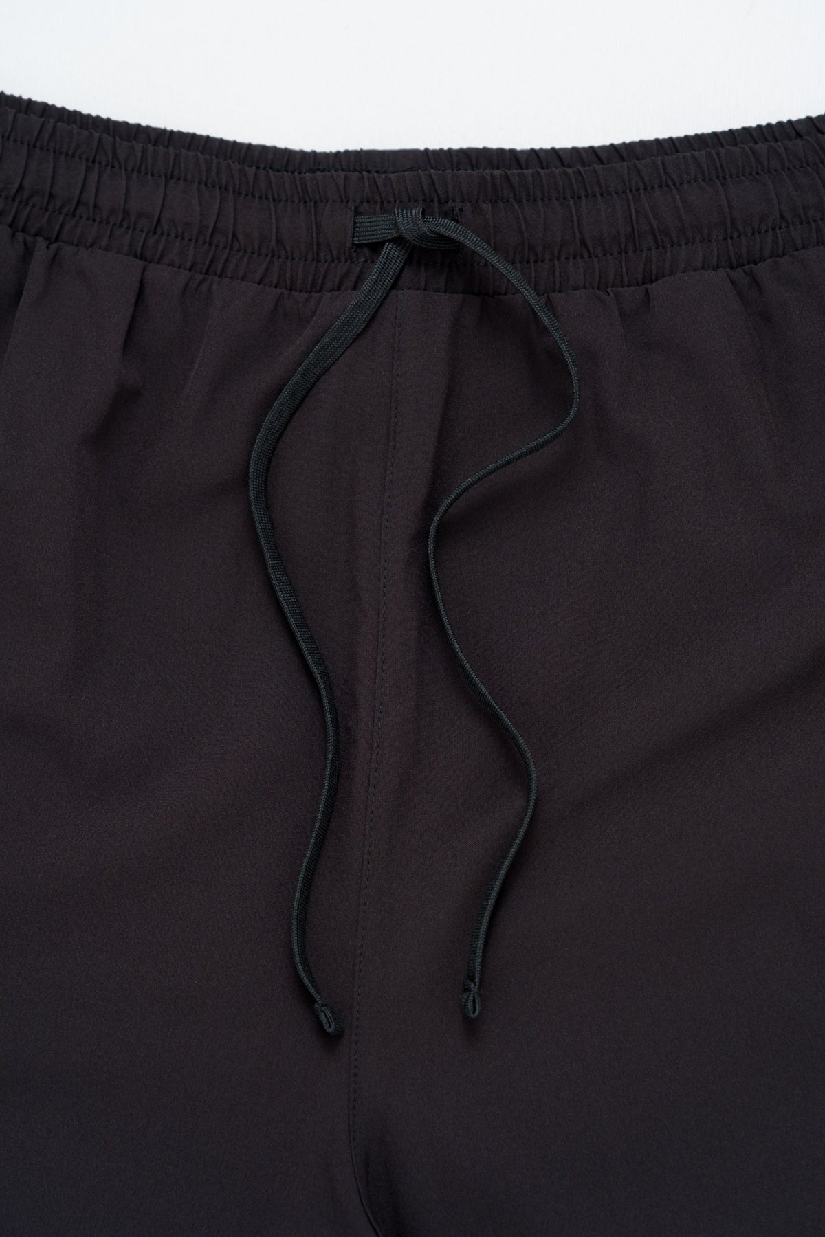 Elastic waist, external drawcord